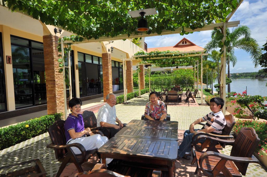 Maeklong Marina Resort Ratchaburi Exteriér fotografie